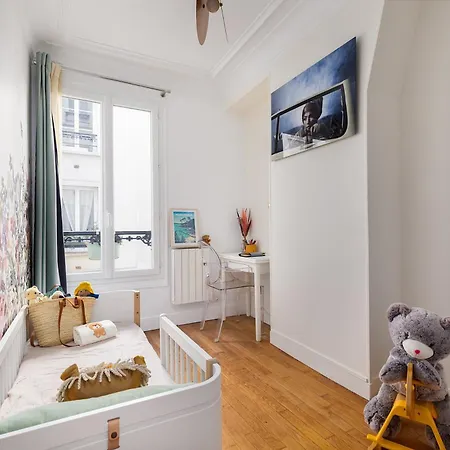 A Deux Pas De Montmartre Appartamento